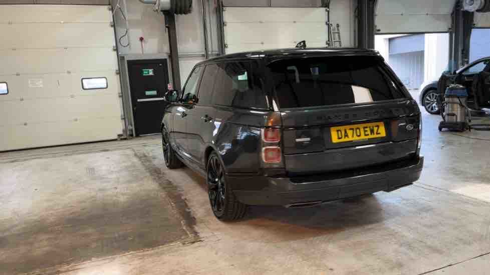 More views of Land Rover Range Rover