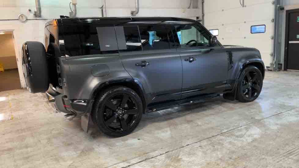 More views of Land Rover Defender 110