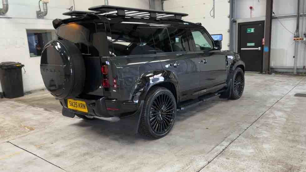 More views of Land Rover Defender 110