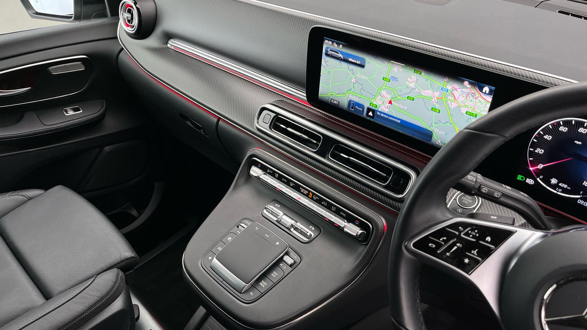 Mercedes-Benz V Class Image 18