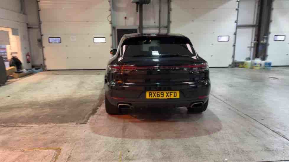 More views of Porsche Macan