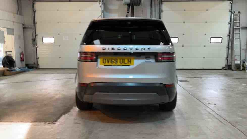 More views of Land Rover Discovery