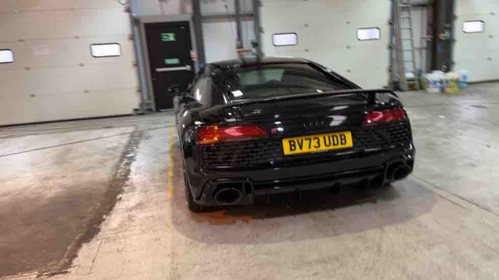 More views of Audi R8