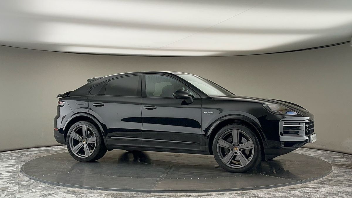 More views of Porsche Cayenne