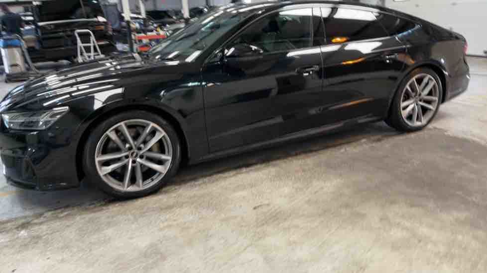 More views of Audi A7