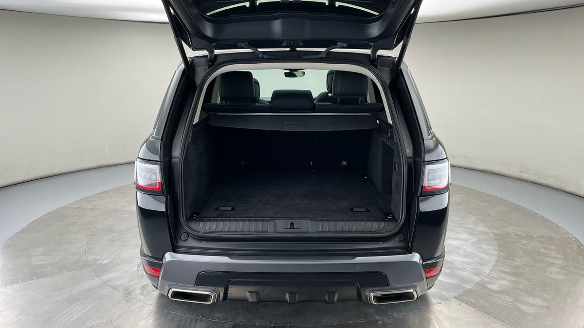 Land Rover Range Rover Sport Image 11