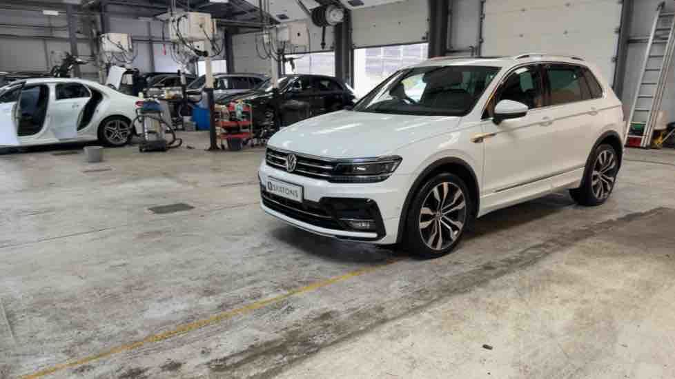 More views of Volkswagen Tiguan