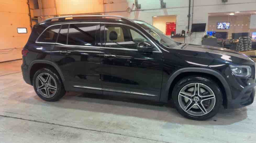 More views of Mercedes-Benz GLB