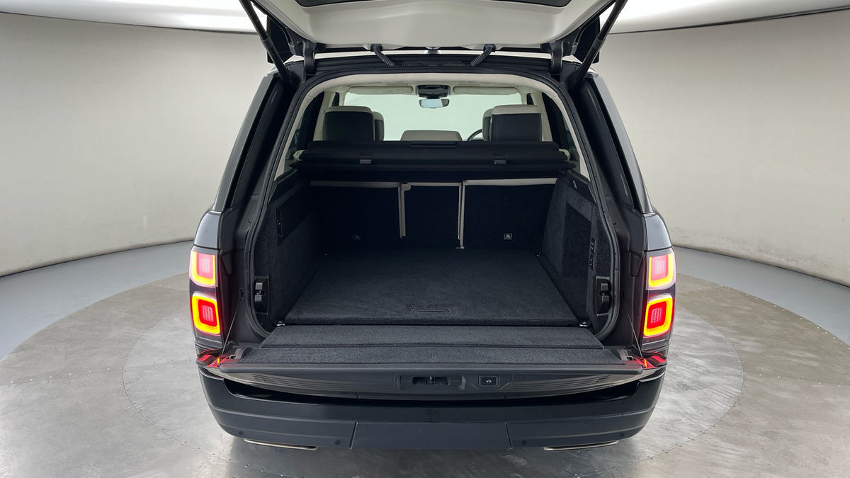 Land Rover Range Rover Image 11