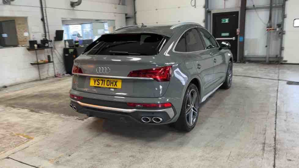 More views of Audi SQ5