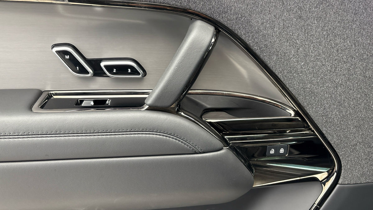 Land Rover Range Rover Sport Image 19