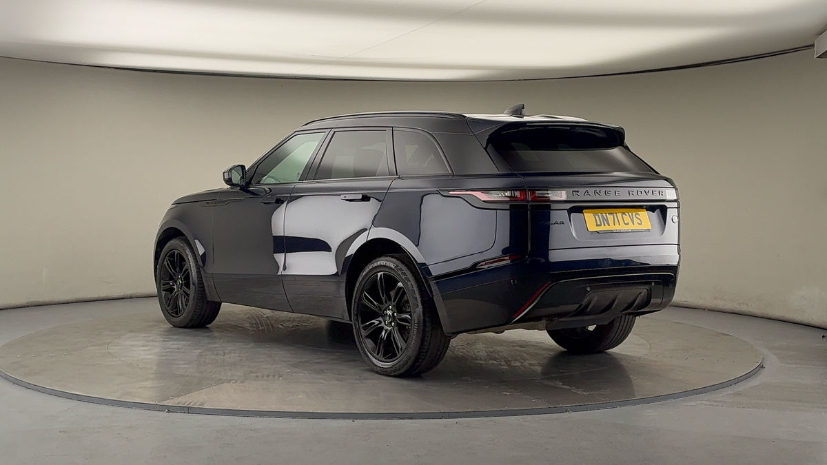 Land Rover Range Rover Velar Image 2