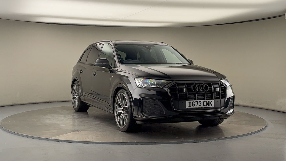 More views of Audi Q7