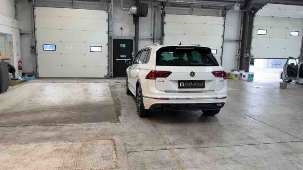 More views of Volkswagen Tiguan