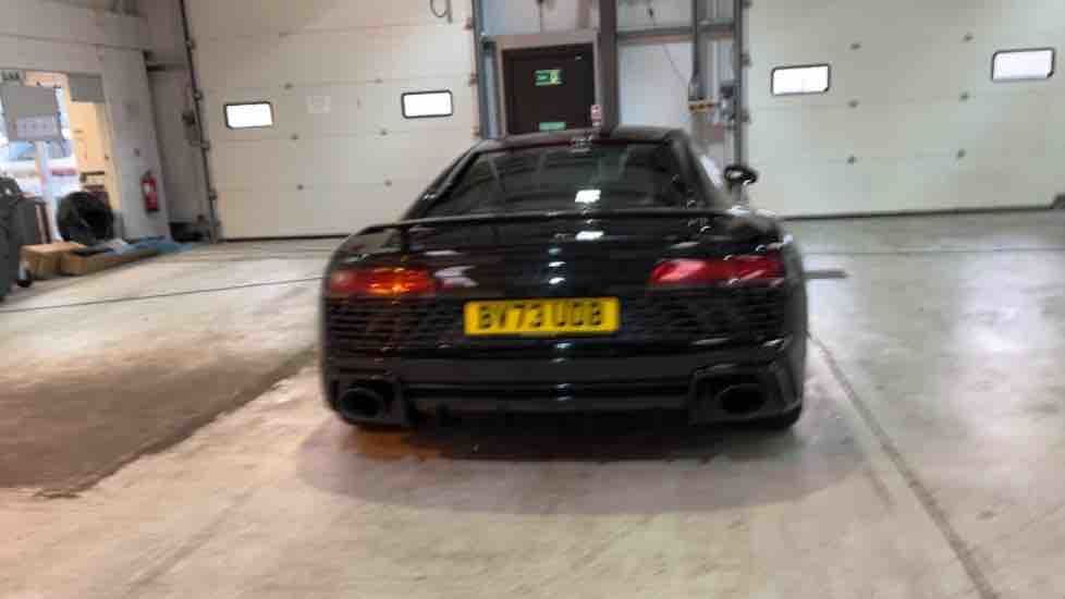 More views of Audi R8