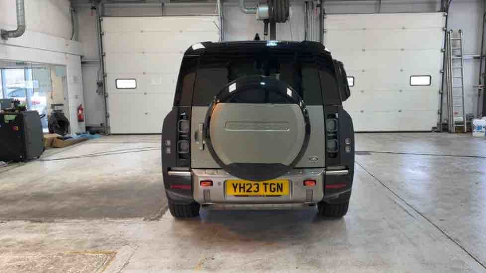 More views of Land Rover Defender 130