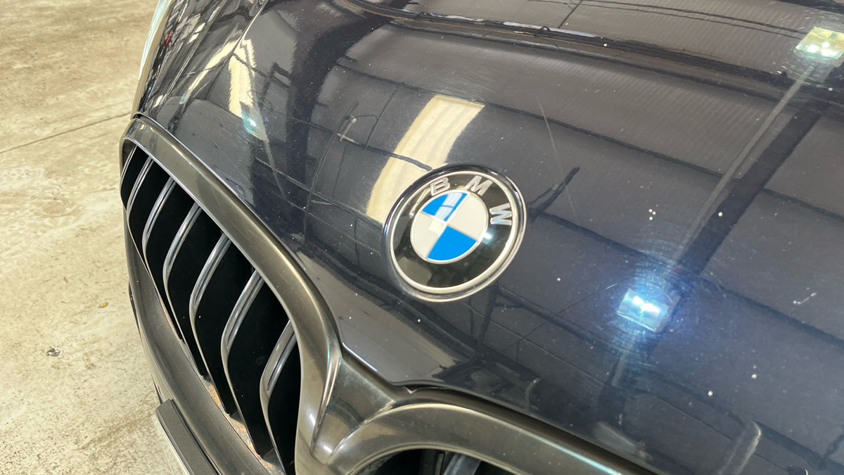 BMW 8 Series Image 20