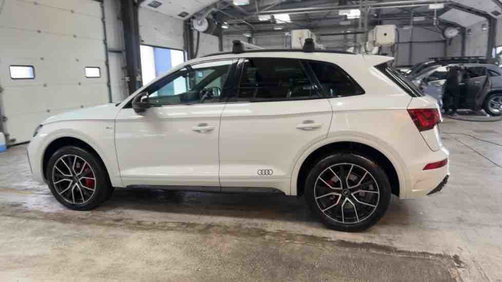 More views of Audi Q5