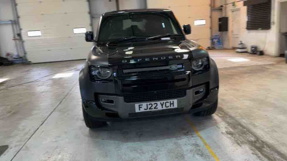 More views of Land Rover Defender 110