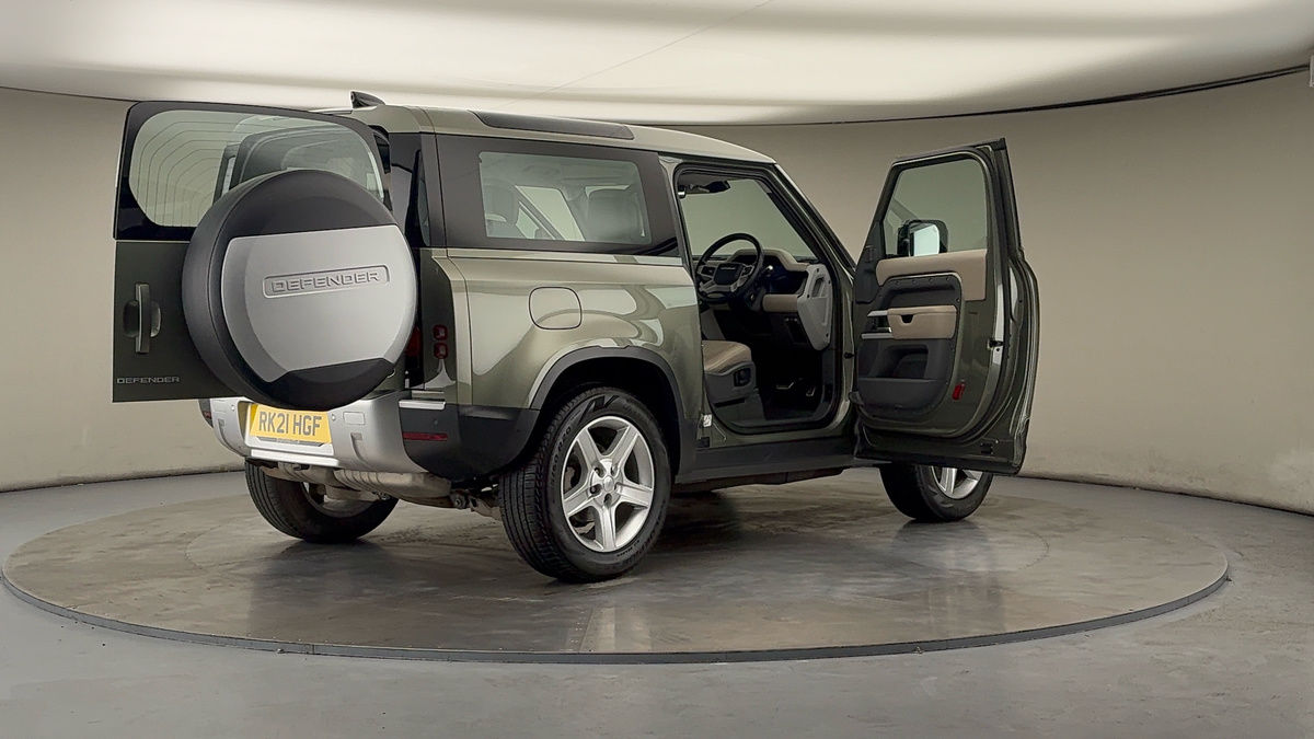 More views of Land Rover Defender 90