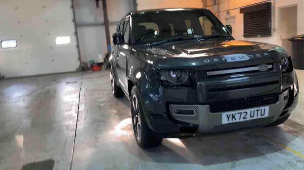 More views of Land Rover Defender 110