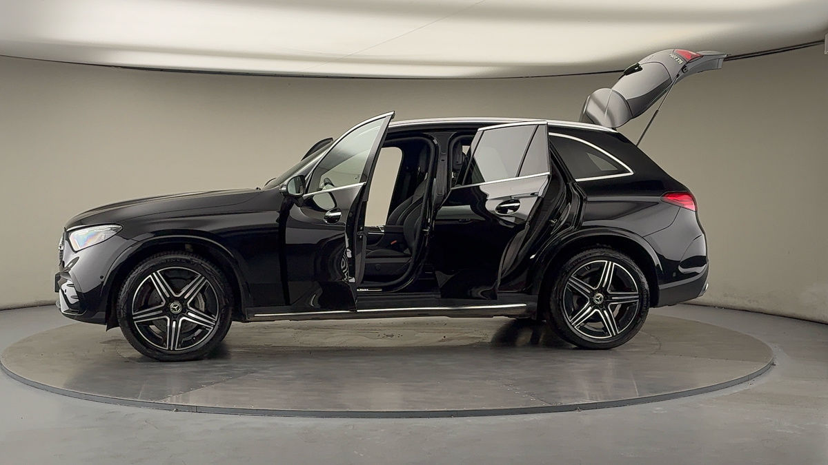More views of Mercedes-Benz GLC