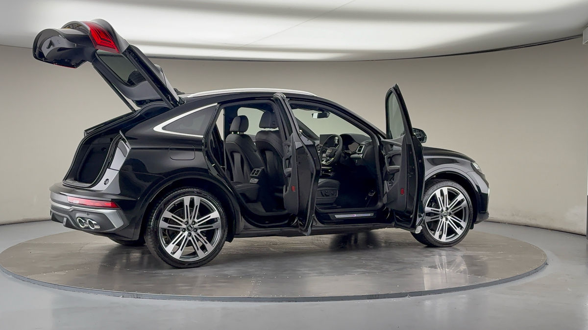 More views of Audi SQ5