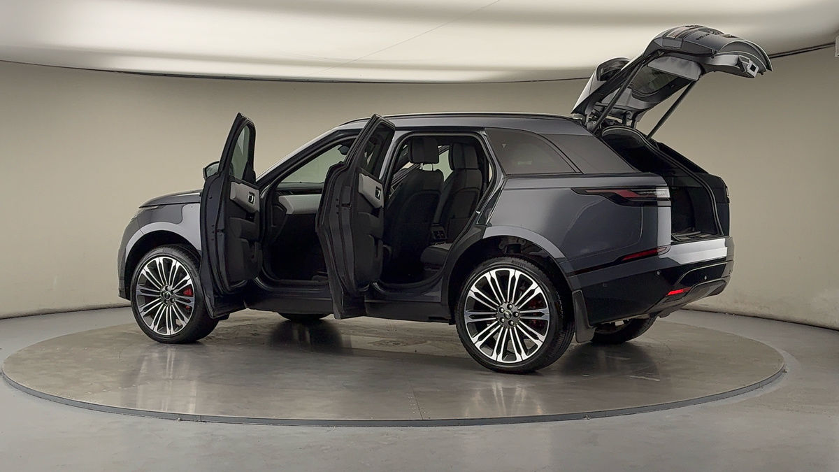 More views of Land Rover Range Rover Velar