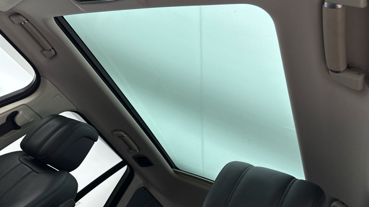Land Rover Range Rover Image 6