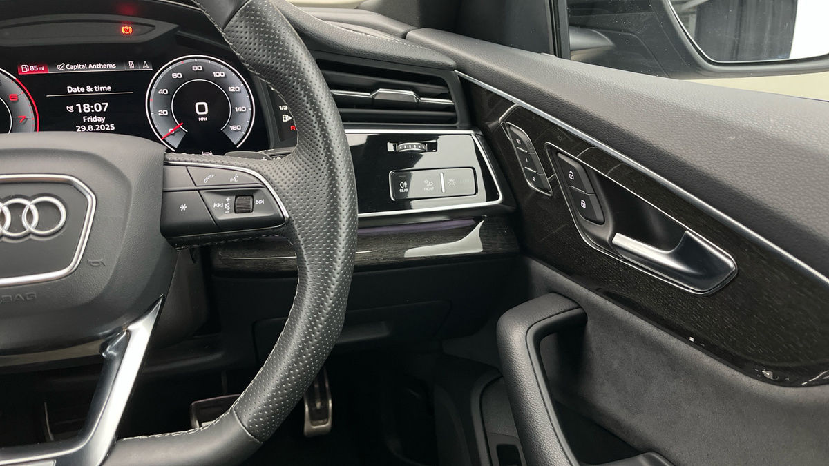 Audi Q8 Image 14