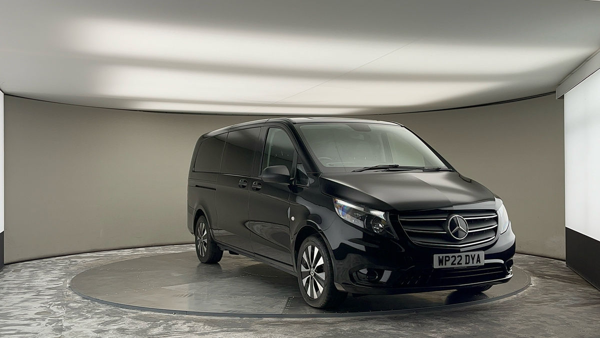 More views of Mercedes-Benz Vito