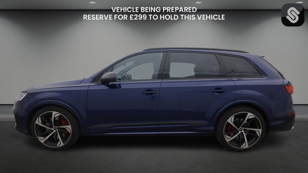 Audi SQ7 Image 6
