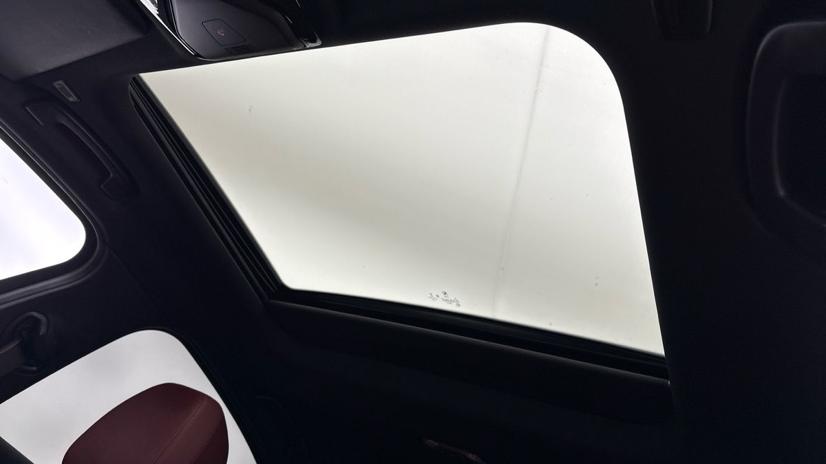 BMW 3 Series Image 6