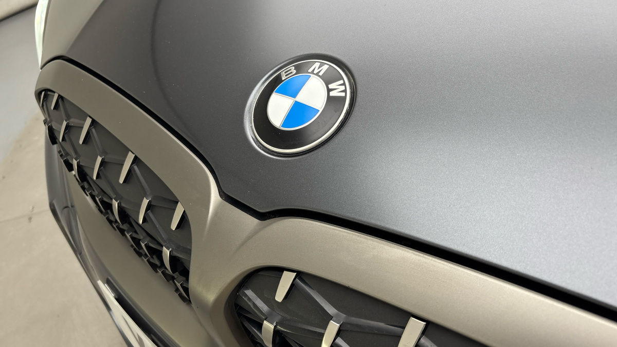 BMW 3 Series Image 24