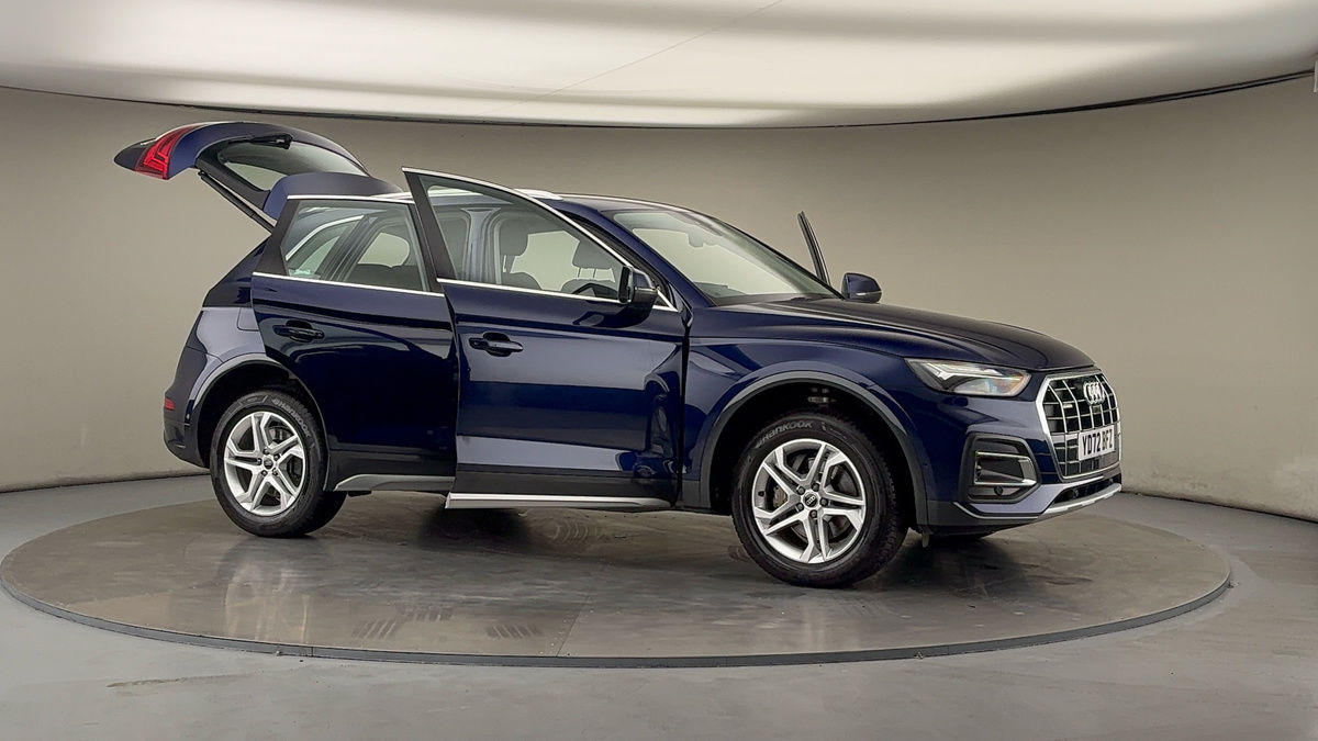 More views of Audi Q5