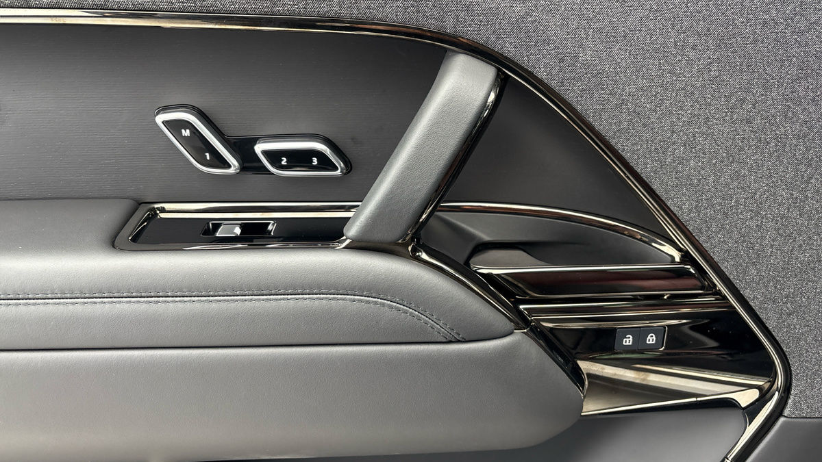 Land Rover Range Rover Sport Image 19