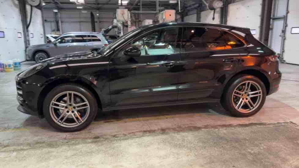 More views of Porsche Macan