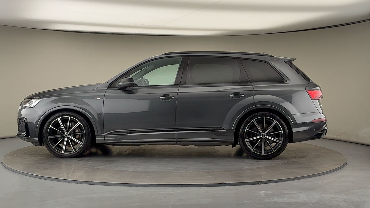 Audi Q7 Image 15