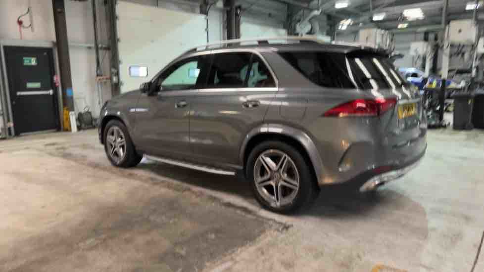 More views of Mercedes-Benz GLE