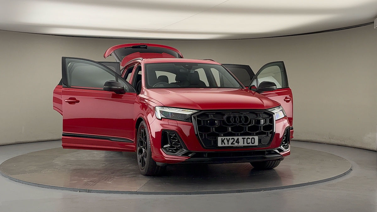 More views of Audi Q7