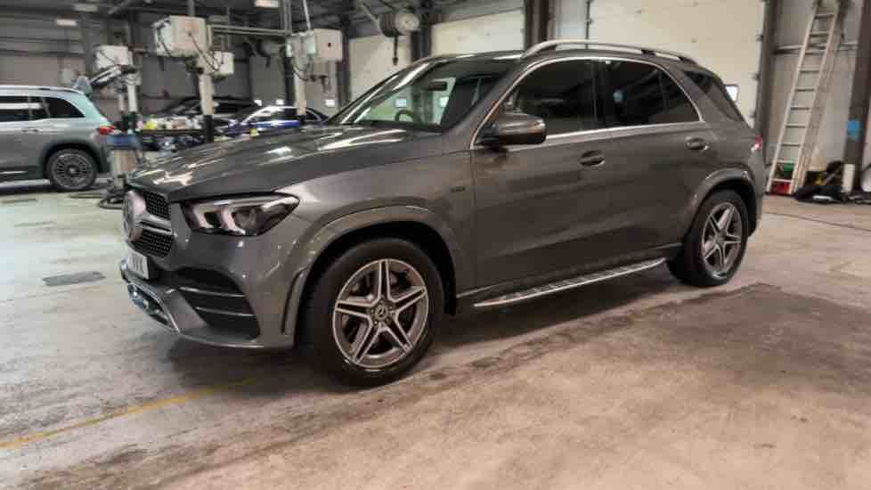 More views of Mercedes-Benz GLE