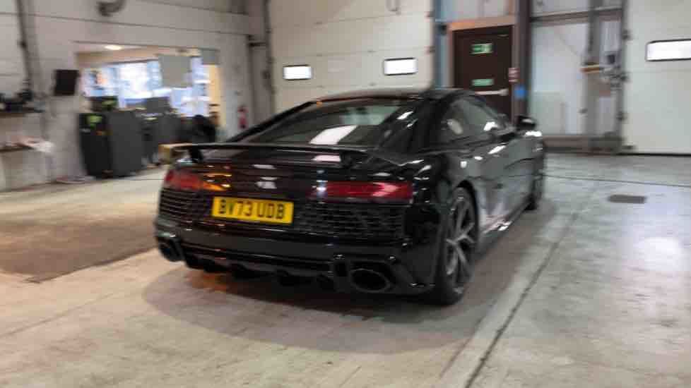 More views of Audi R8