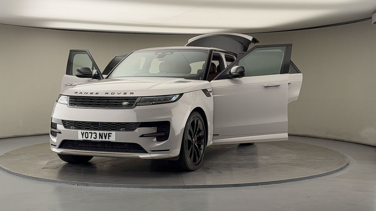 More views of Land Rover Range Rover Sport