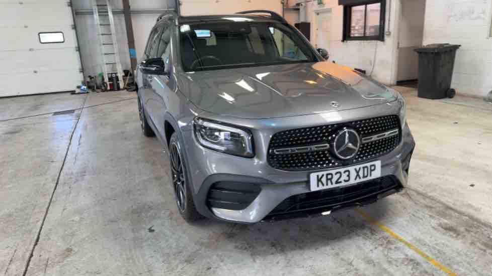 More views of Mercedes-Benz GLB
