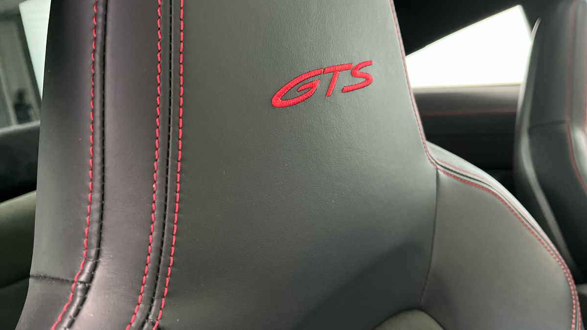Porsche 911 Image 26