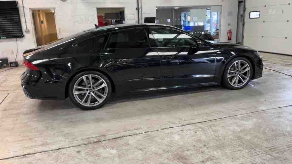 More views of Audi A7