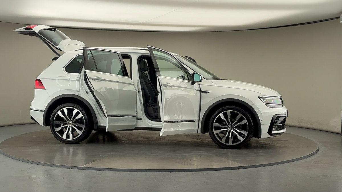 More views of Volkswagen Tiguan