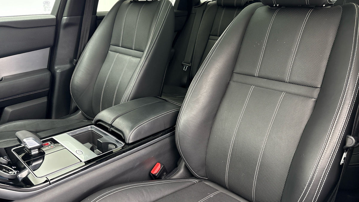 Land Rover Range Rover Velar Image 7