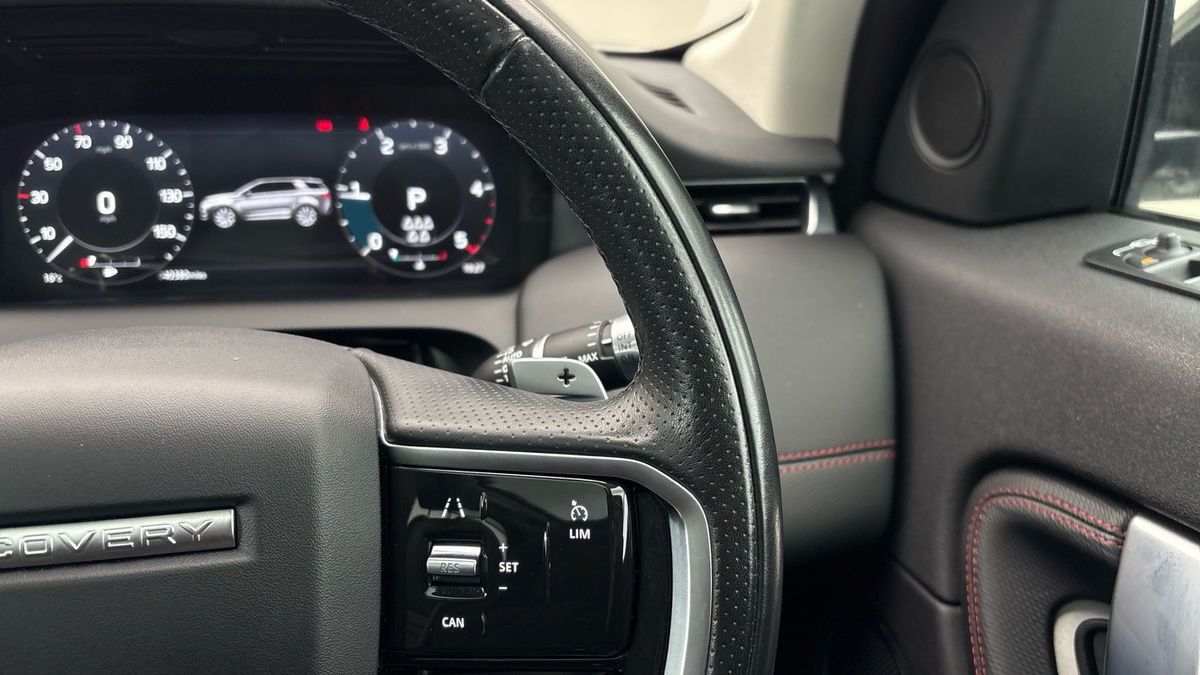 Land Rover Discovery Sport Image 14