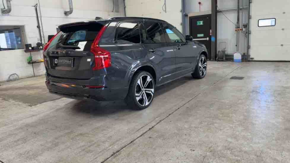 More views of Volvo XC90